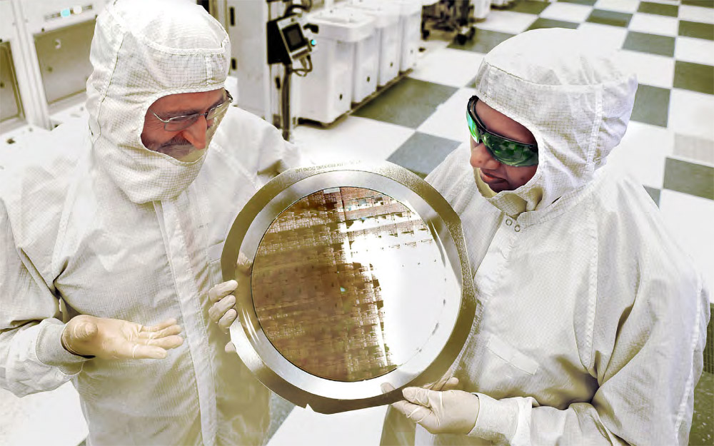 Observing a wafer