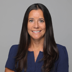 Erin Bushinger headshot